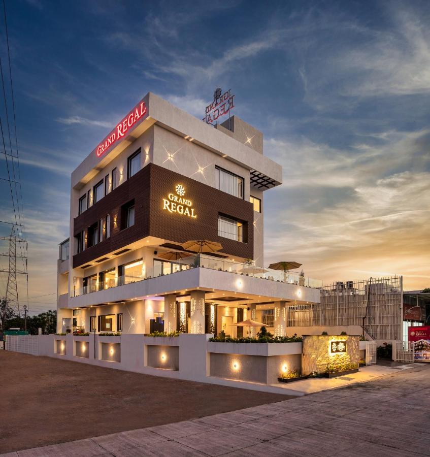 Grand Regal Hotel Chandoli Bagian luar foto