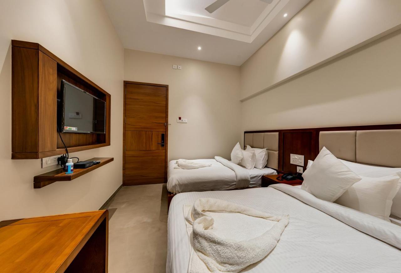 Grand Regal Hotel Chandoli Bagian luar foto