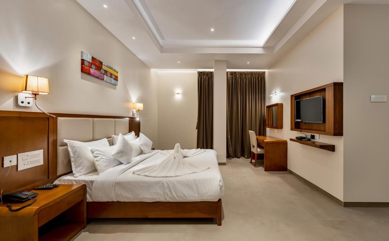Grand Regal Hotel Chandoli Bagian luar foto